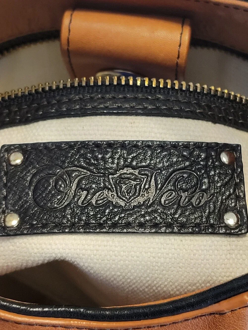 Genuine Leather, TRE-VERO,very clean ,Tan, and Black  Hobo,11